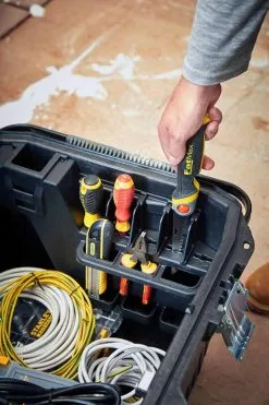 STANLEY - Coffre De Chantier Pro Etanche Fatmax - Dimensions 910 X 516 X 431 Mm 18 STANLEY - Coffre De Chantier Pro Etanche Fatmax - Dimensions 910 X 516 X 431 Mm -Outils Maison Magasin Coffre de Chantier Pro Etanche Stanley grandes dimension