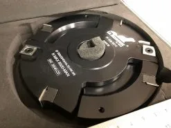 LE RAVAGEUR - Coffret Toupilleur L'Incontournable Alésage 30 - Hauteur 50 - Portes-Outils - Fraise à Rainer Ext. - Fers -Outils Maison Magasin LE RAVAGEUR Coffret Toupilleur L Incontournable Alesage 4