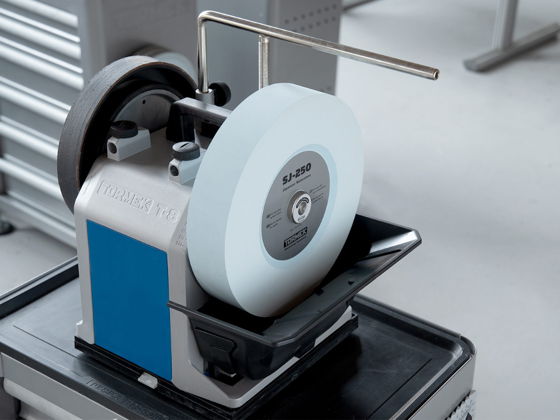 TORMEK - SJ-250 Tormek Japanese Waterstone 4 TORMEK - SJ-250 Tormek Japanese Waterstone – Image 2