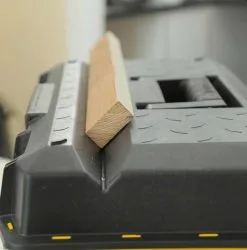 STANLEY - Boîte à Outils Etanche Fatmax - 710 X 285 X 308 Mm - Capacité Max. 45 Litres -Outils Maison Magasin boite a outils avec mesure millimetrique integree 1